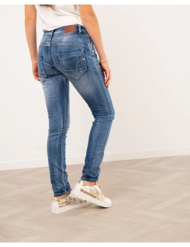 Jean boyfriend