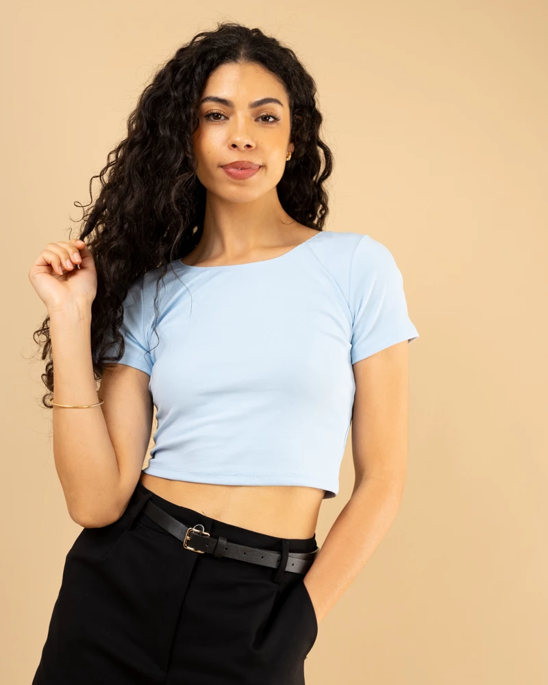 T-shirt court
