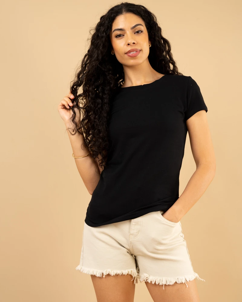 T-shirt col v
