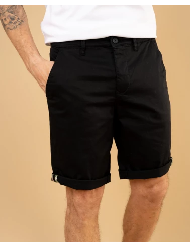 Short chino