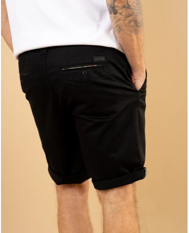 Short chino
