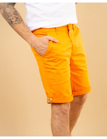 Short chino