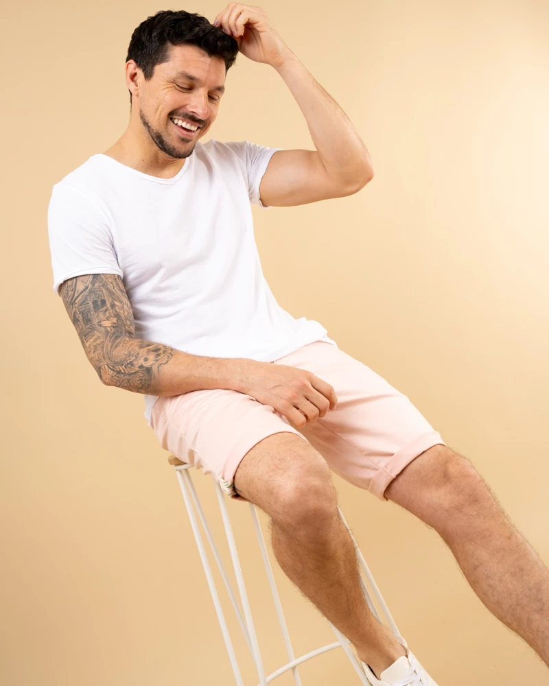 Short chino