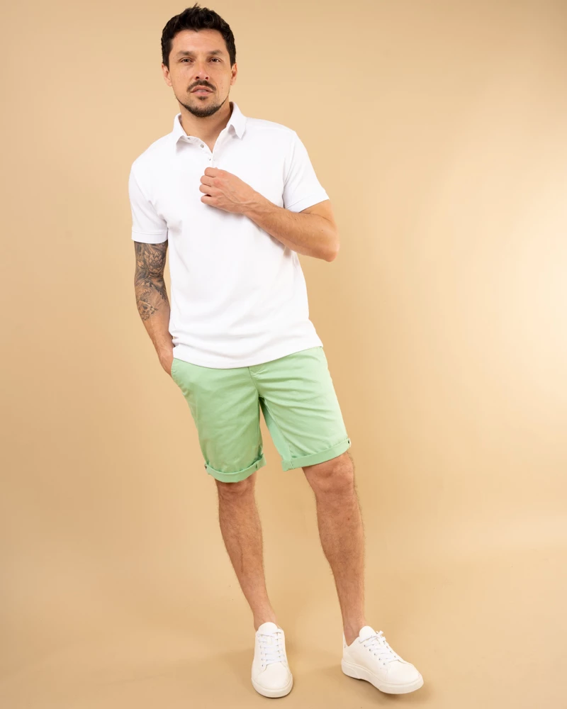 Short chino