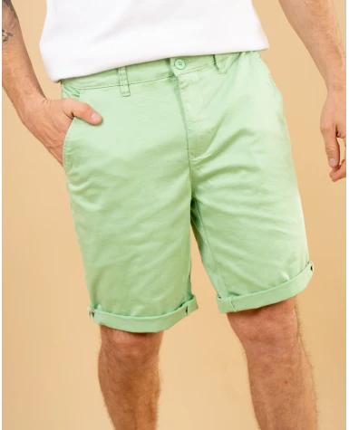 Short chino