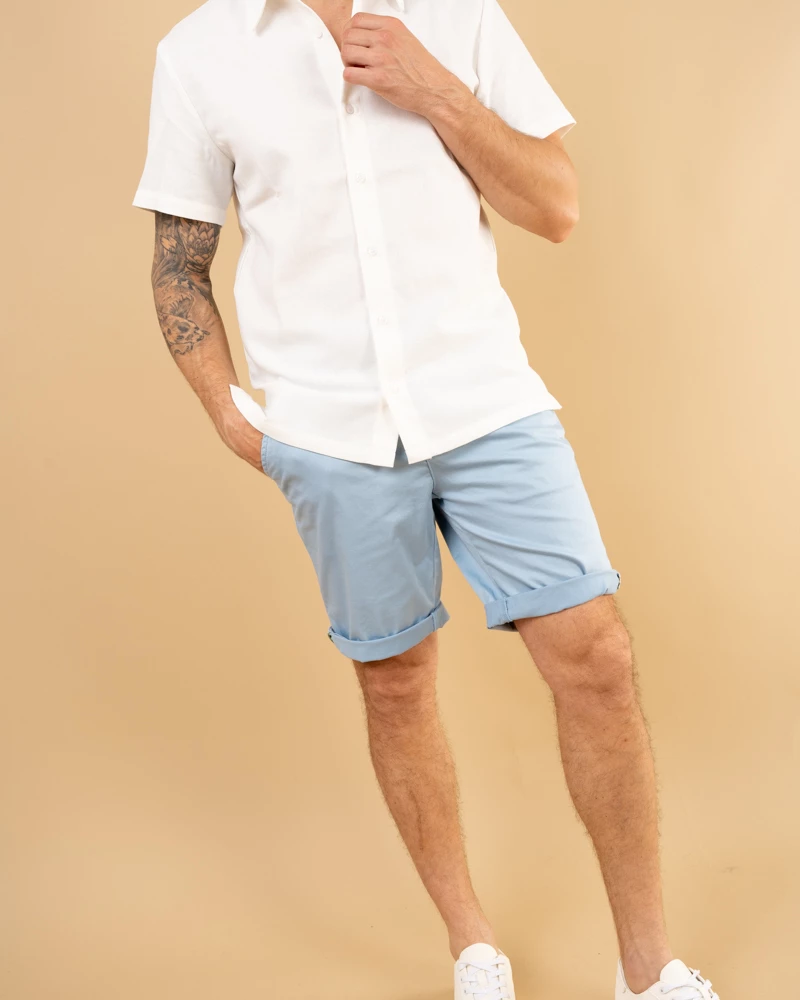 Short chino