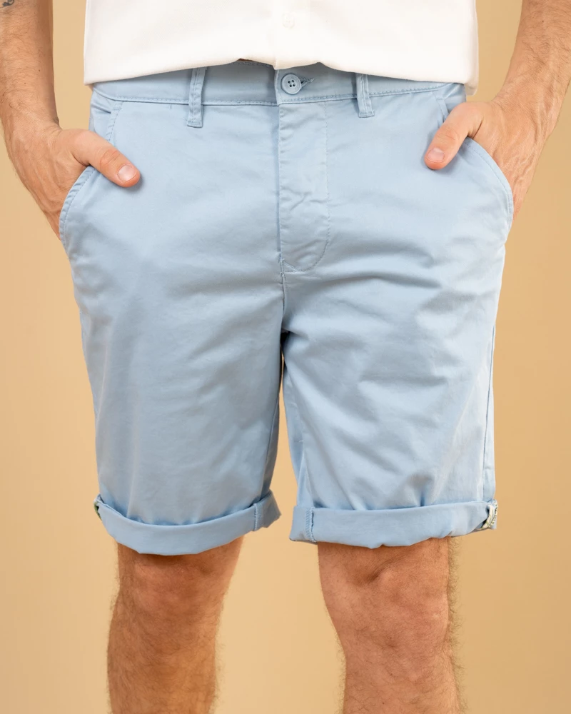 Short chino