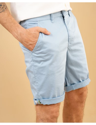 Short chino