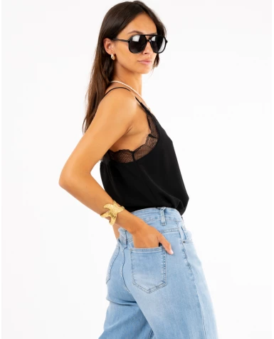Top dentelle