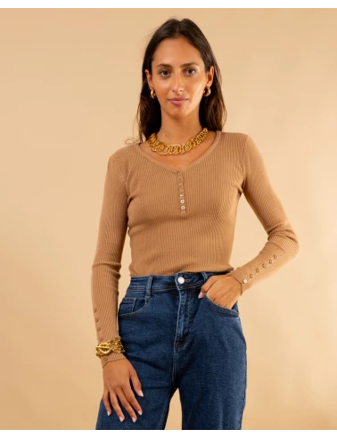Pull strie boutons