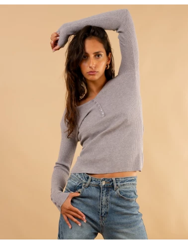 Pull strie boutons