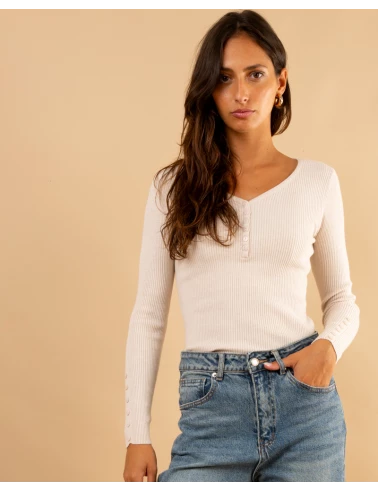 Pull strie boutons