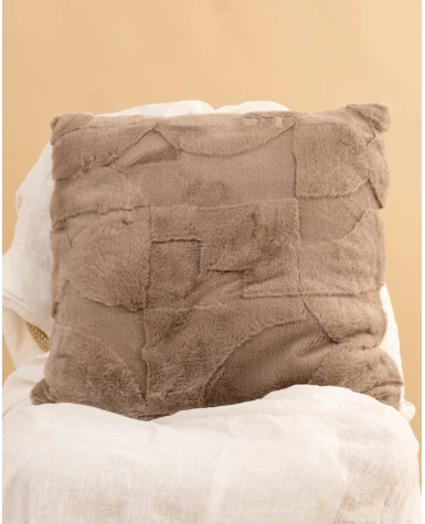 Coussin fourrure