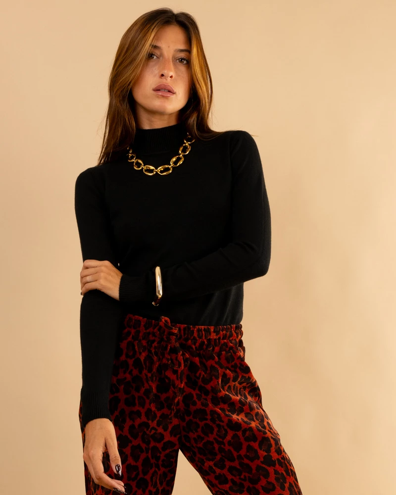 Pull col montant