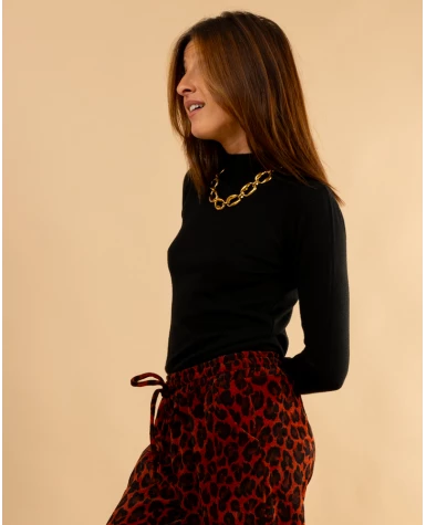 Pull col montant