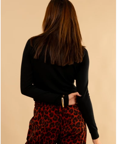 Pull col montant