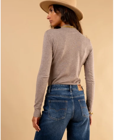 Pull col montant