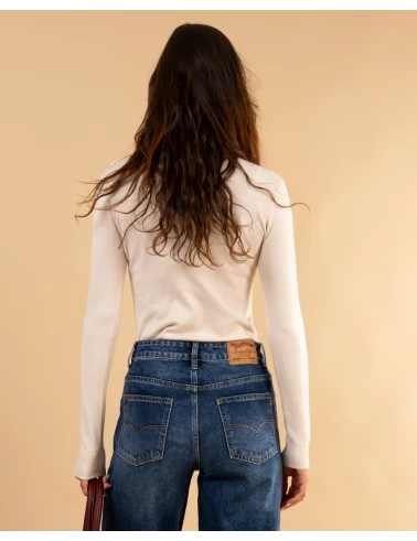 Pull col montant