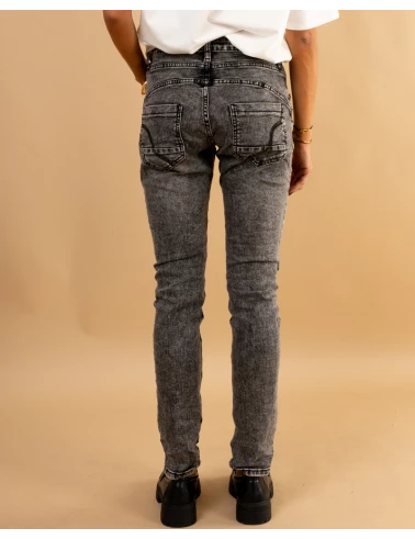 Boyfriend jean