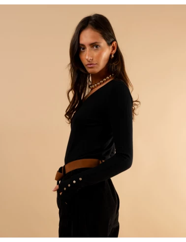 Pull col en v boutons