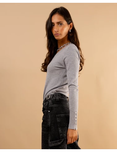 Pull col en v boutons