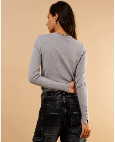 Pull col en v boutons