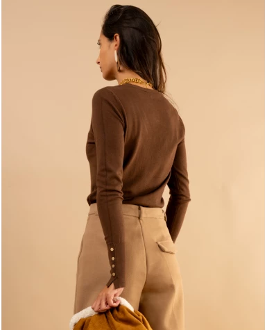 Pull col en v boutons