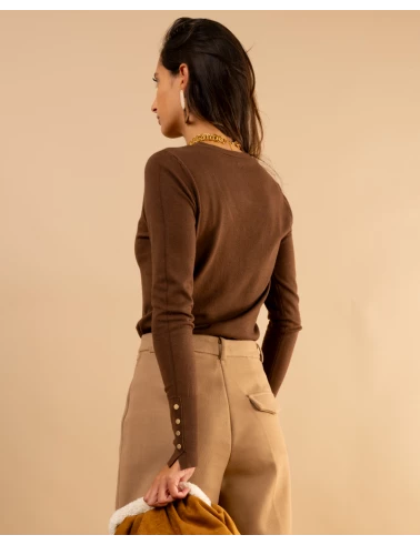 Pull col en v boutons