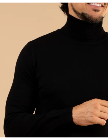 Pull col roulé