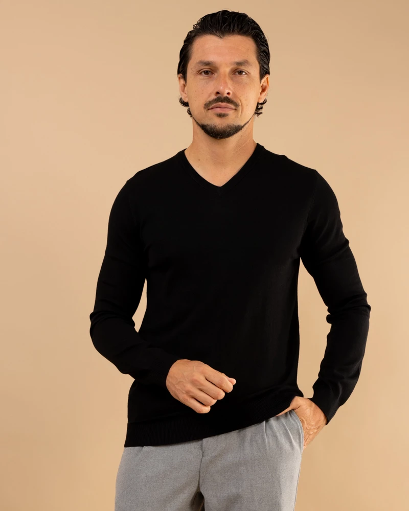 Pull col v 
