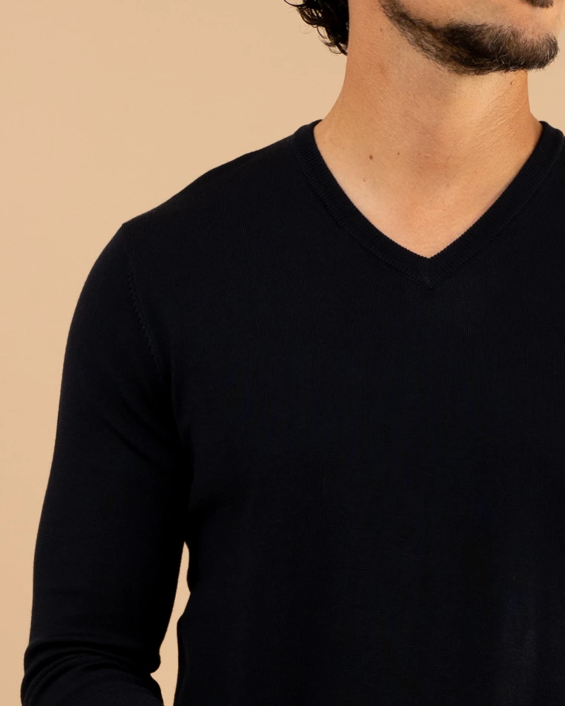 Pull col v 