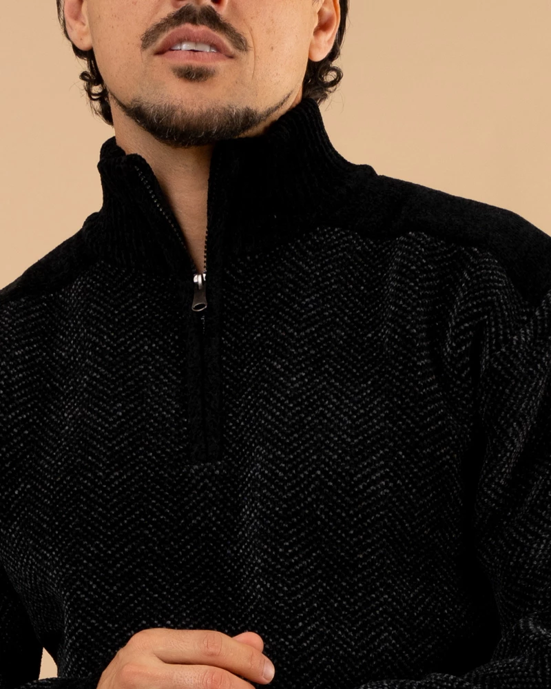 Pull zip 