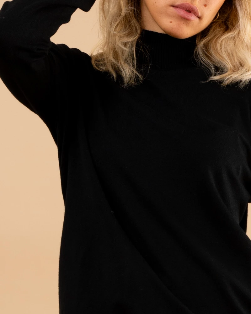 Pull col montant