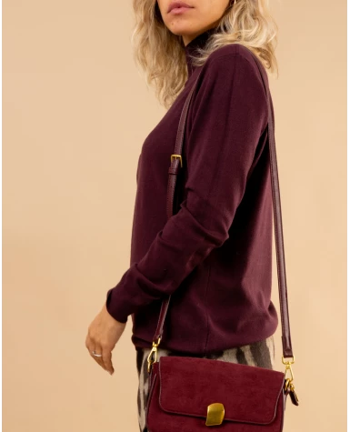 Pull col montant