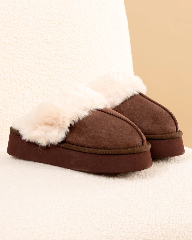 Chaussons fourrés plateforme