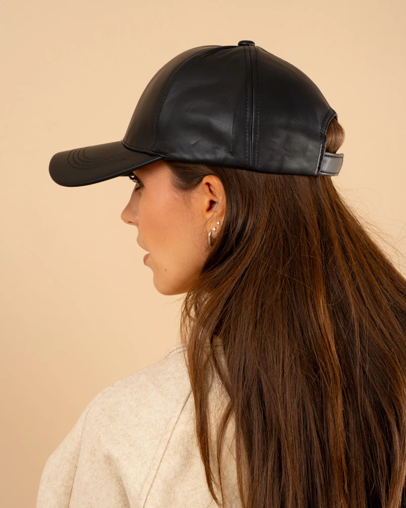 Casquette simili