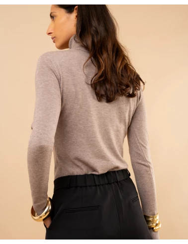 Pull col roulé
