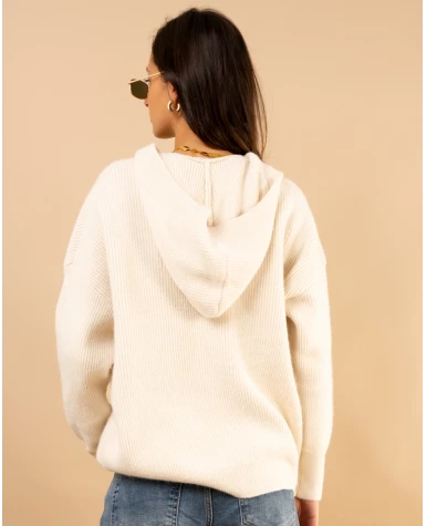 Pull capuche