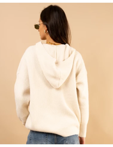 Pull capuche