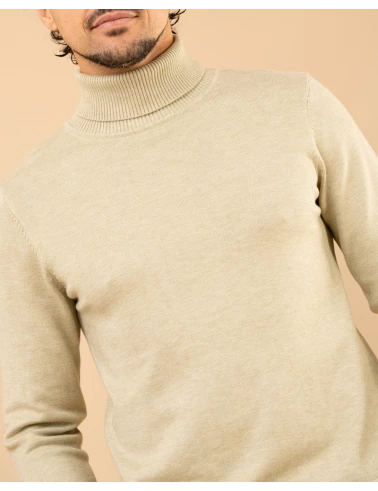 Pull col roulé