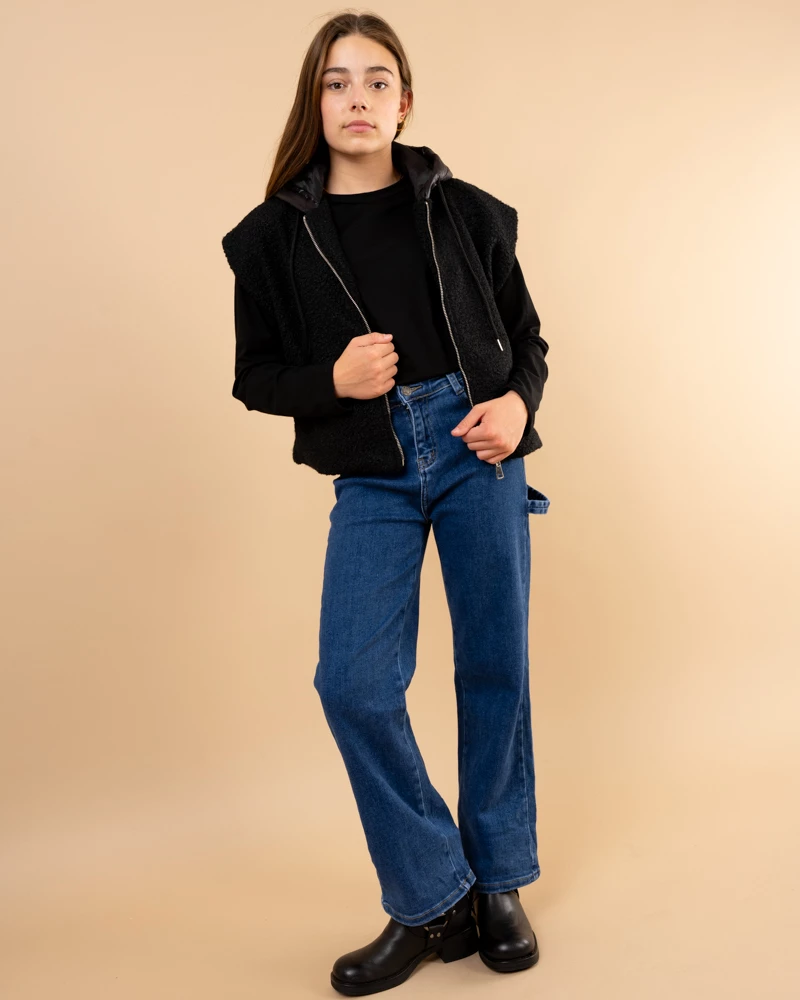 Jean attache