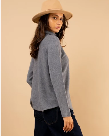 Pull col haut