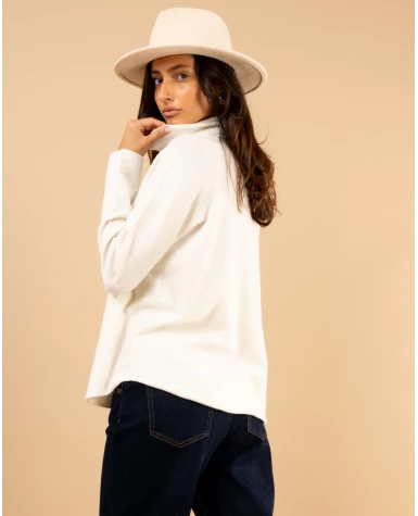 Pull col haut