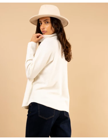 Pull col haut