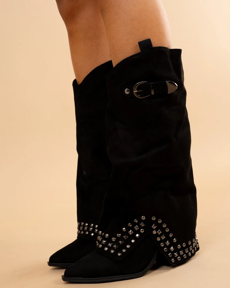 Bottes revers clous