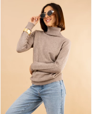 Pull col roulé