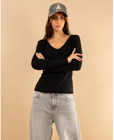 T-Shirt col v