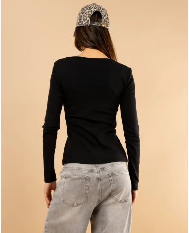 T-Shirt col v