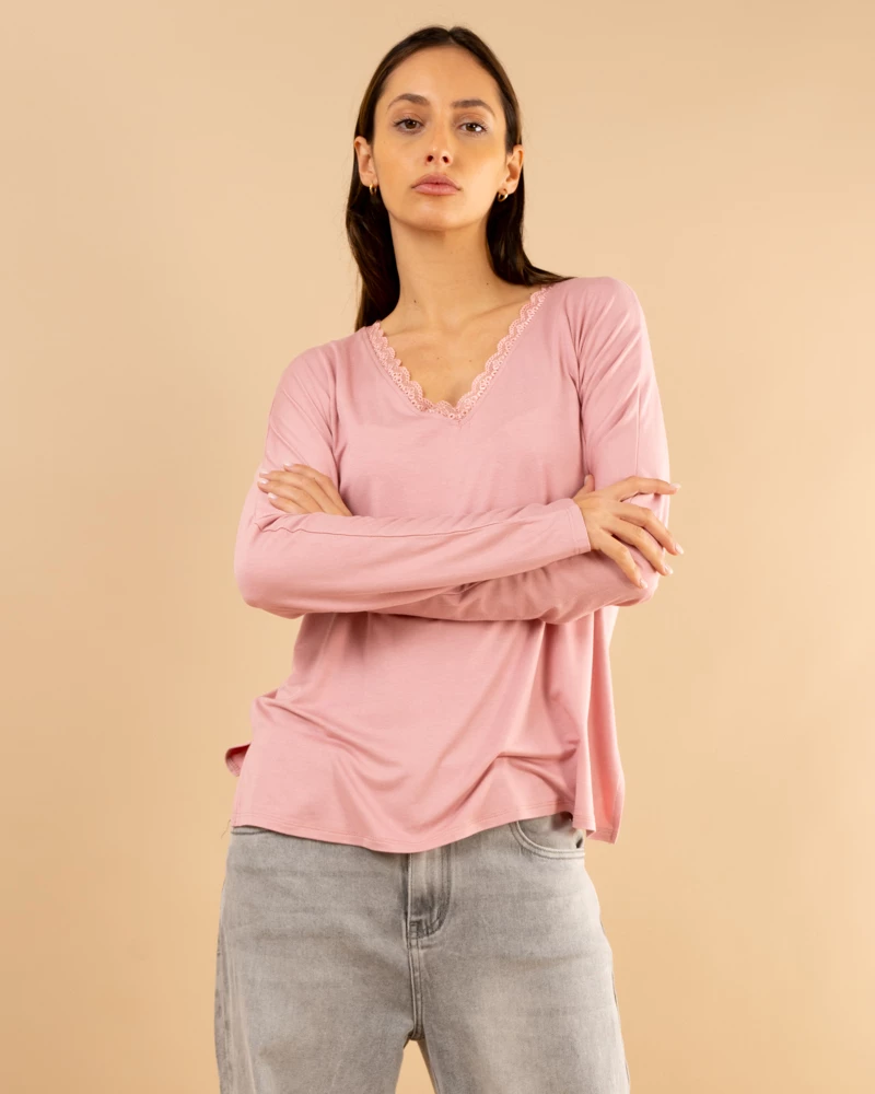 T-Shirt col dentelle