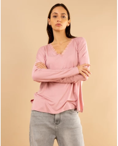 T-Shirt col dentelle